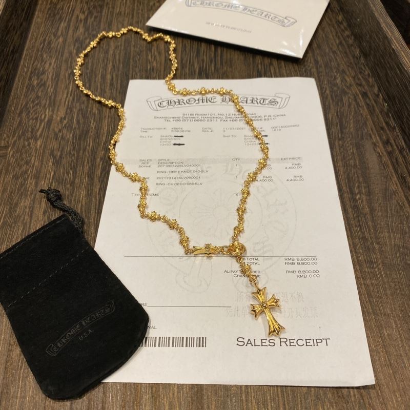 Ch**me He**ts necklaces